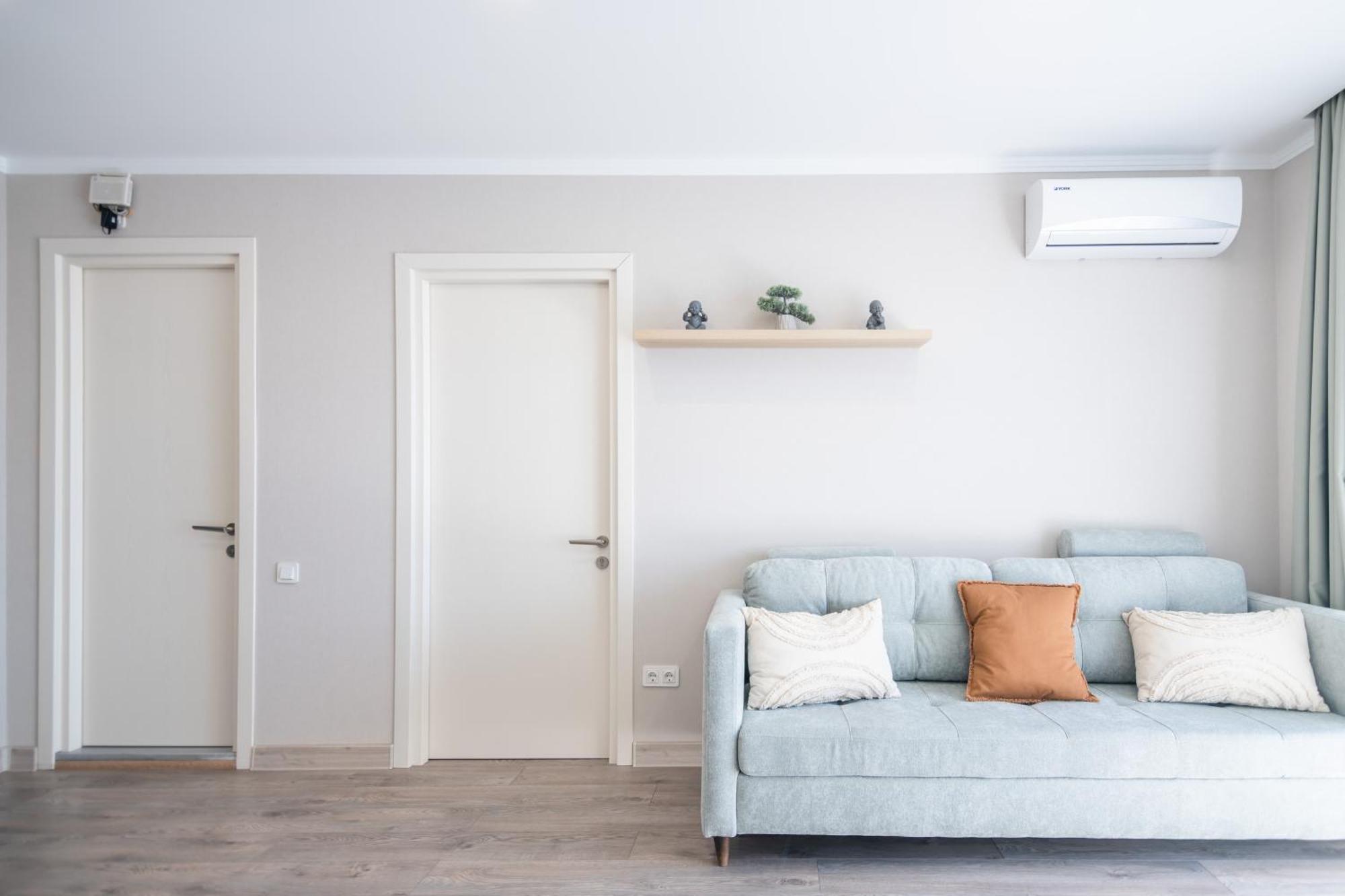 Green Side Apart Hotel Батуми Екстериор снимка