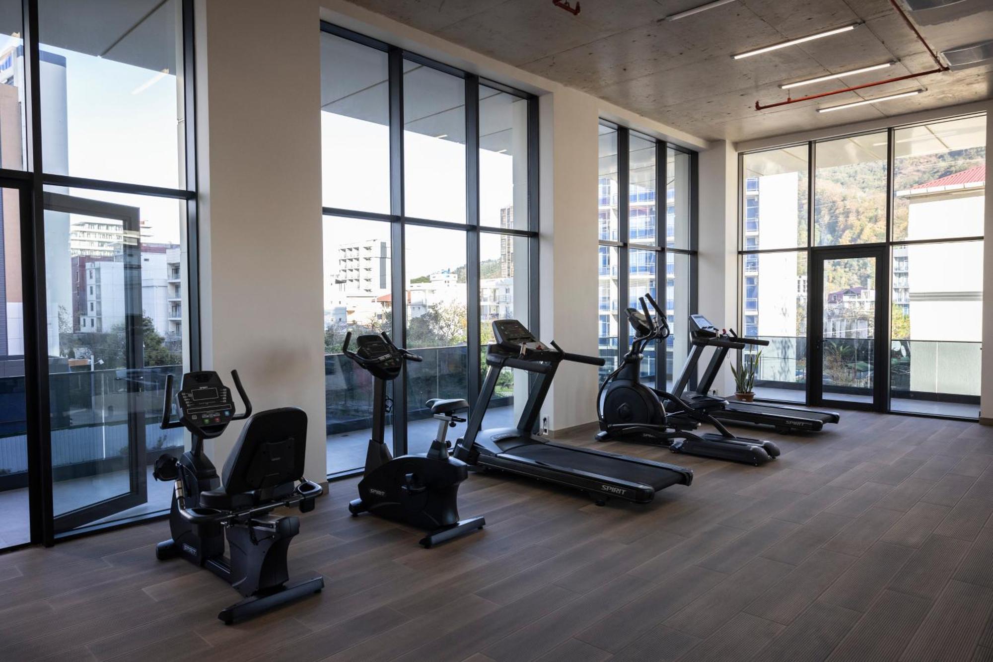 Green Side Apart Hotel Батуми Екстериор снимка